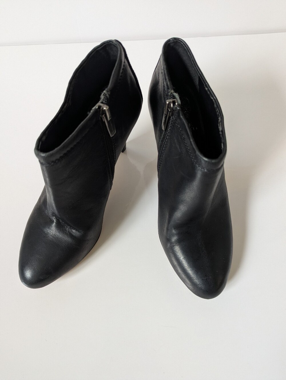 Vince Camuto Black Leather Heeled Ankle Boots